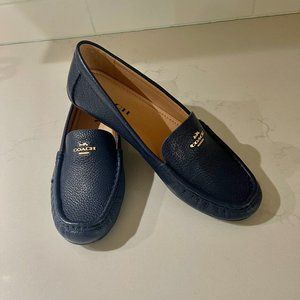 Womens loafer